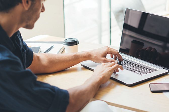 Questions-Issues-and-Strategies-Involved-In-Opening-Accounts-Online-Feature-Image